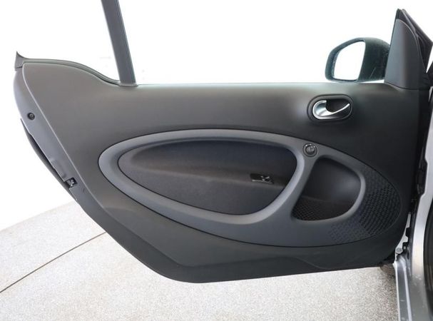 Smart ForTwo coupe EQ 60 kW image number 8