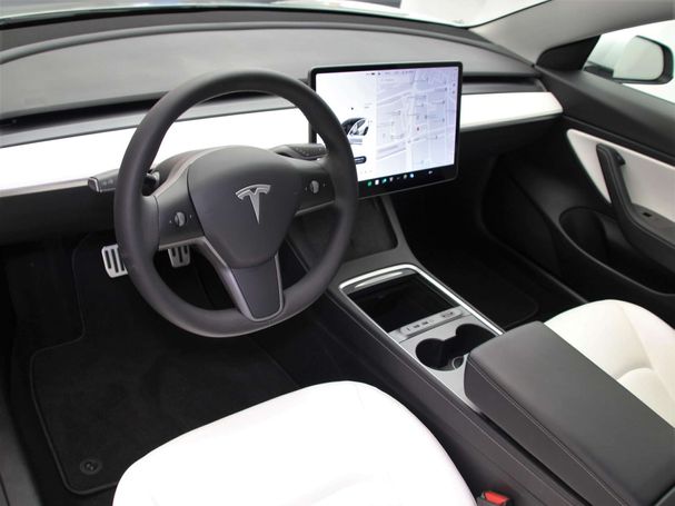 Tesla Model 3 Long Range AWD 258 kW image number 9