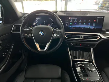 Car image 39