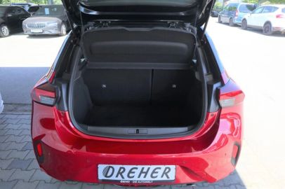 Car image 26