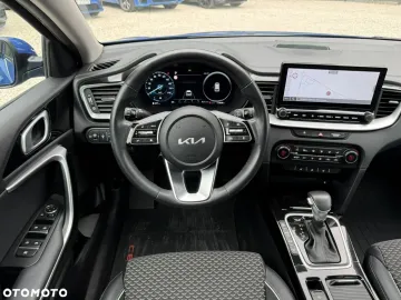 Car image 32