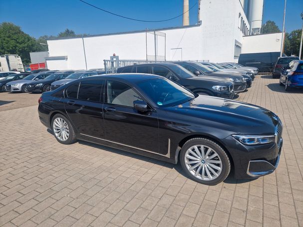 BMW 730d xDrive 195 kW image number 6