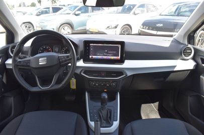 Car image 26