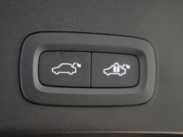 Car image 35