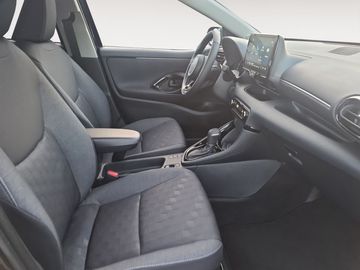 Car image 10