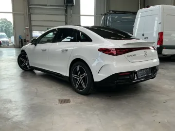 Car image 35