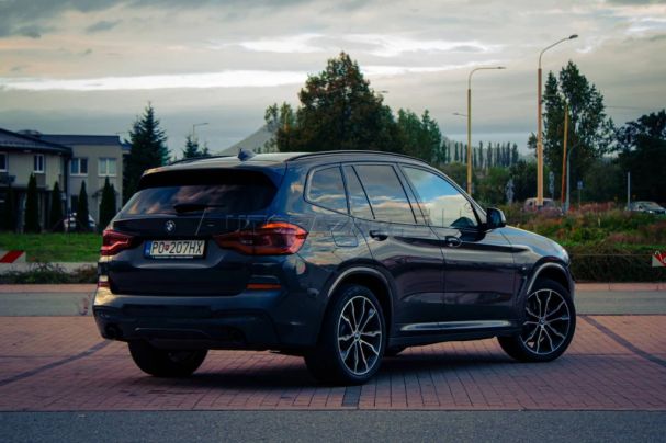 BMW X3 xDrive20i 135 kW image number 9