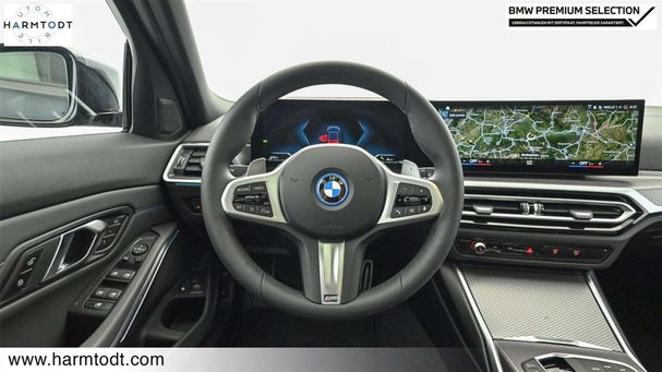 BMW 330 Touring e xDrive 215 kW image number 9