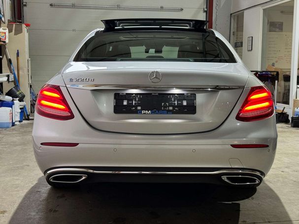 Mercedes-Benz E 220 Edition 120 kW image number 4