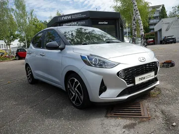 Car image 2