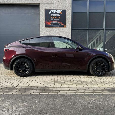 Tesla Model Y 220 kW image number 3