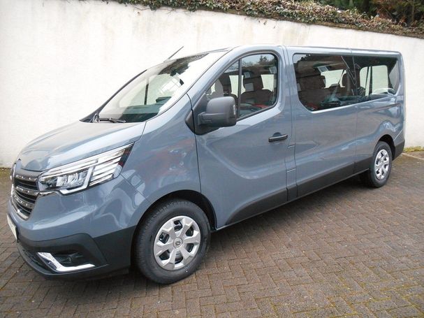 Renault Trafic Combi Blue dCi 150 Life 110 kW image number 1