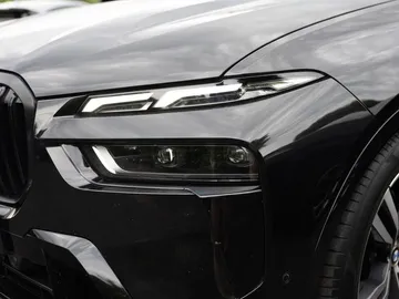 Car image 29