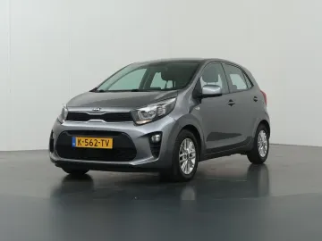 Car image 33