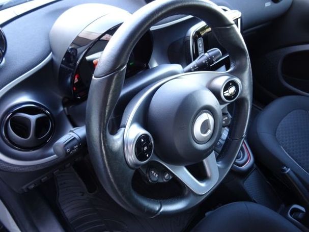 Smart ForTwo coupe EQ 60 kW image number 7