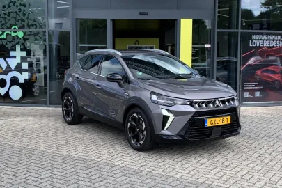 Car image 2
