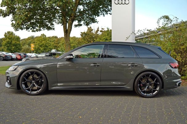 Audi RS4 331 kW image number 6