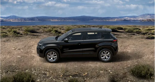 Car image 3