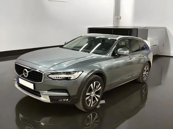 Volvo V90 AWD 140 kW image number 1