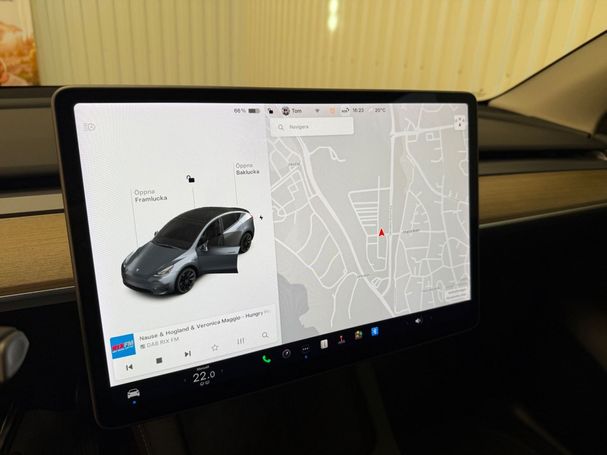 Tesla Model Y Long Range AWD 378 kW image number 14