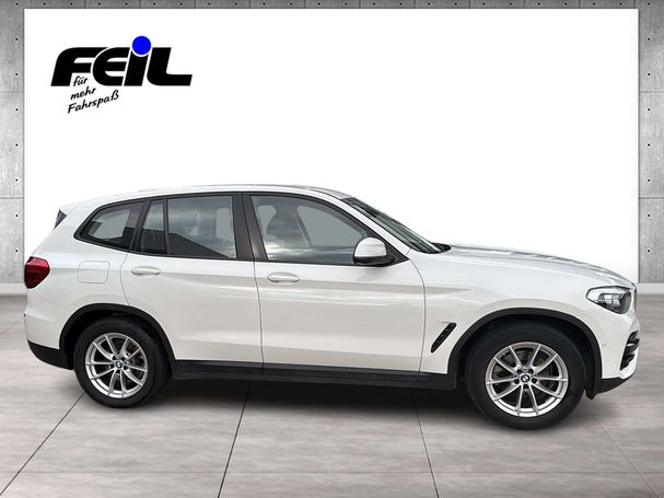 BMW X3 xDrive20d Advantage 140 kW image number 4