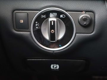 Car image 35