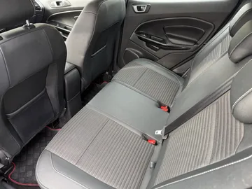 Car image 36