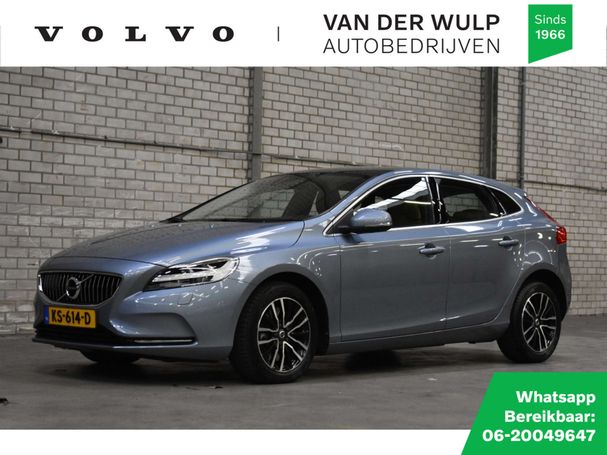 Volvo V40 T2 90 kW image number 2