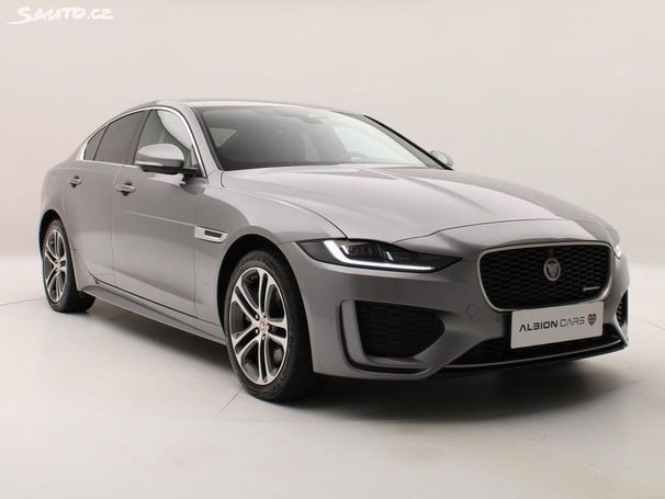 Jaguar XE D200 S AWD 150 kW image number 13