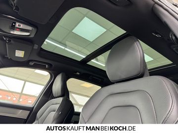 Car image 35