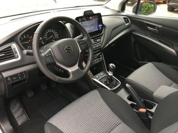 Car image 8