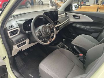 Car image 16