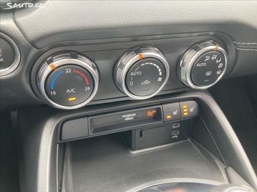 Car image 36