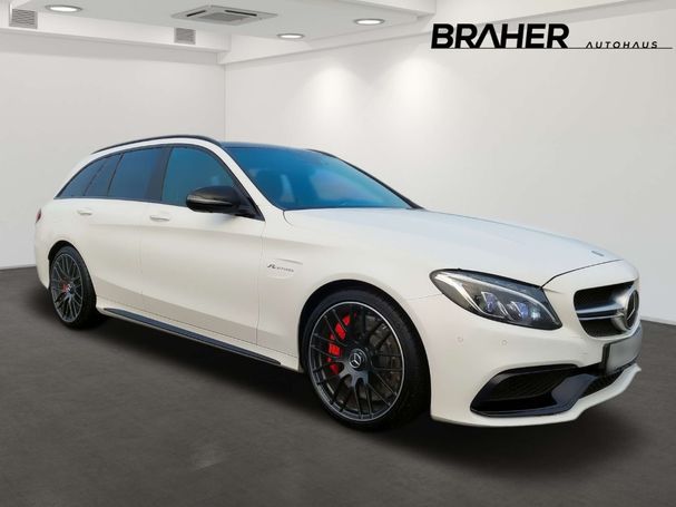 Mercedes-Benz C 63 AMG 375 kW image number 2