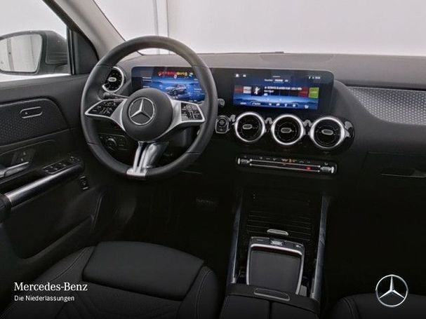 Mercedes-Benz GLA 180 100 kW image number 10