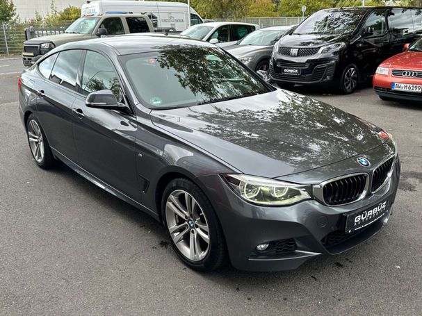 BMW 330i 185 kW image number 2