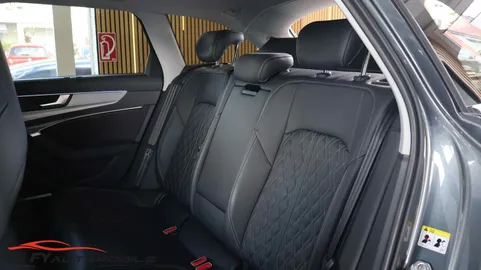 Car image 40