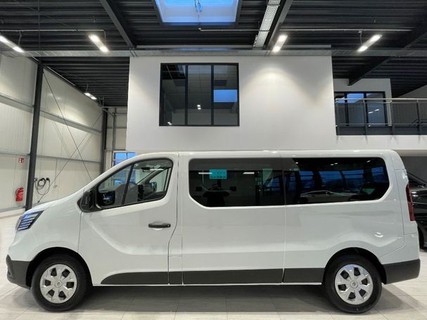 Renault Trafic Grand Blue dCi 150 110 kW image number 8