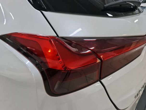 Lexus UX 250h 135 kW image number 18