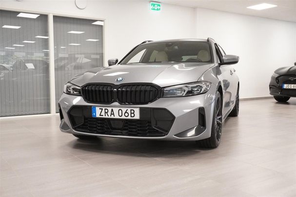 BMW 330 Touring xDrive 185 kW image number 2