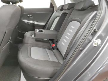 Car image 36