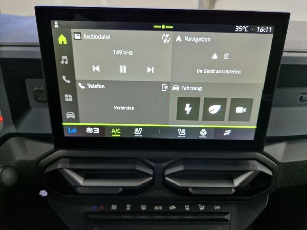 Dacia Duster Hybrid 140 Journey 104 kW image number 18