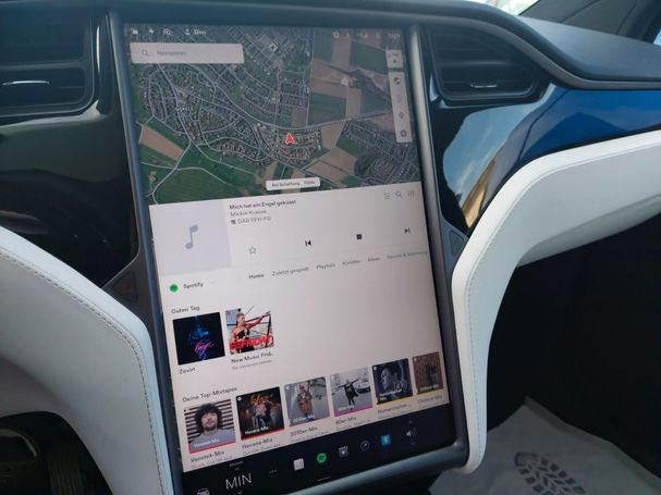 Tesla Model X 100D AWD 386 kW image number 5