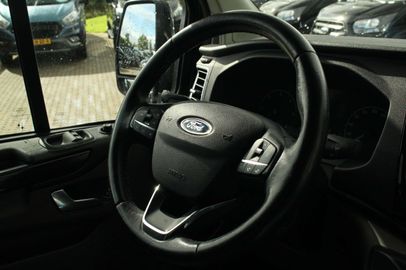 Car image 24