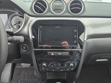 Car image 12