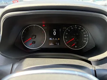 Car image 29