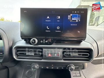 Car image 36