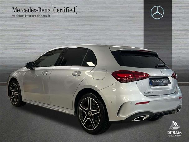 Mercedes-Benz A 250 e 160 kW image number 4