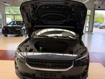 Car image 32