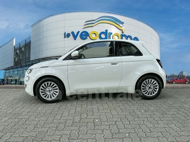 Fiat 500 e 88 kW image number 18